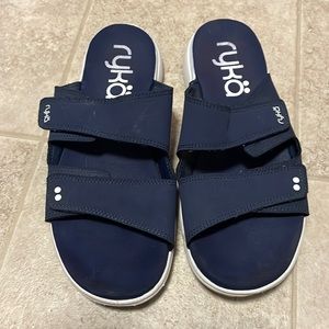 Ryka slides